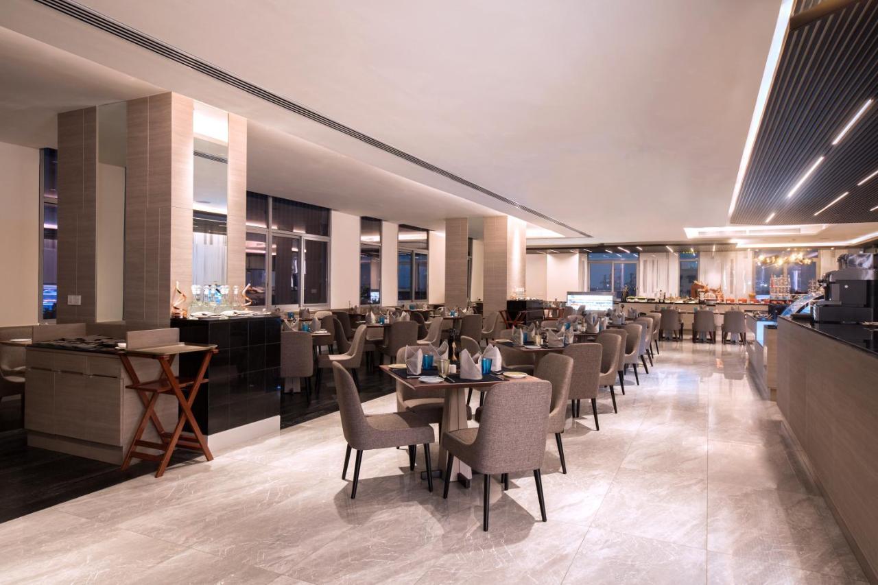 Zealax Hotel & Residence Yangon Extérieur photo