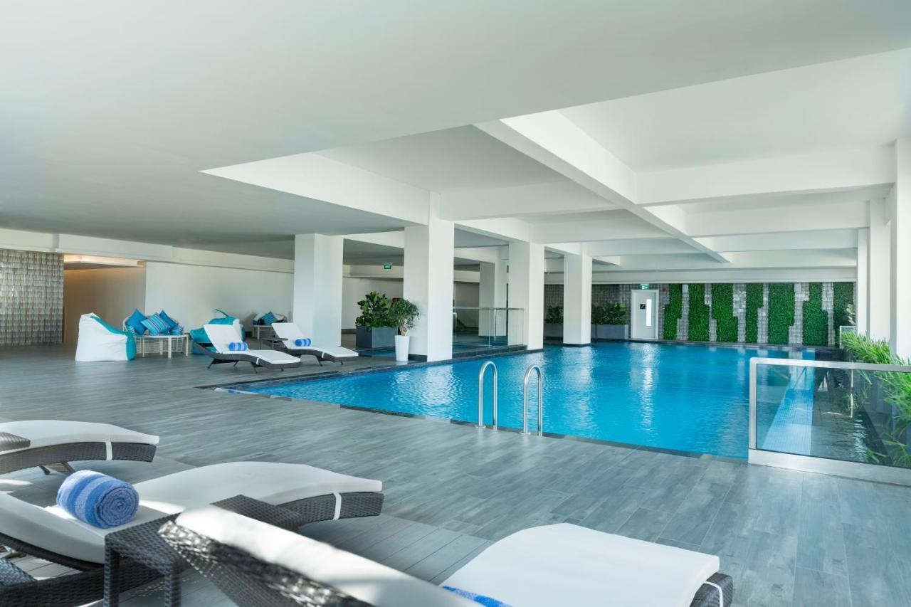 Zealax Hotel & Residence Yangon Extérieur photo