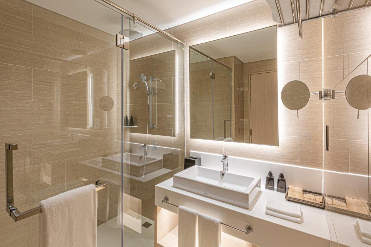 Zealax Hotel & Residence Yangon Extérieur photo